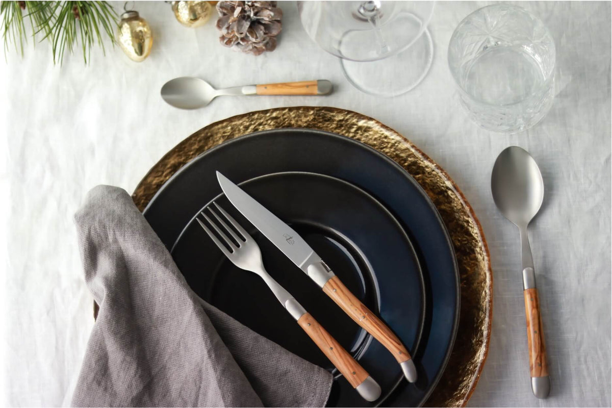 Forge De Laguiole Manche en bois d'olivier et finition satinée