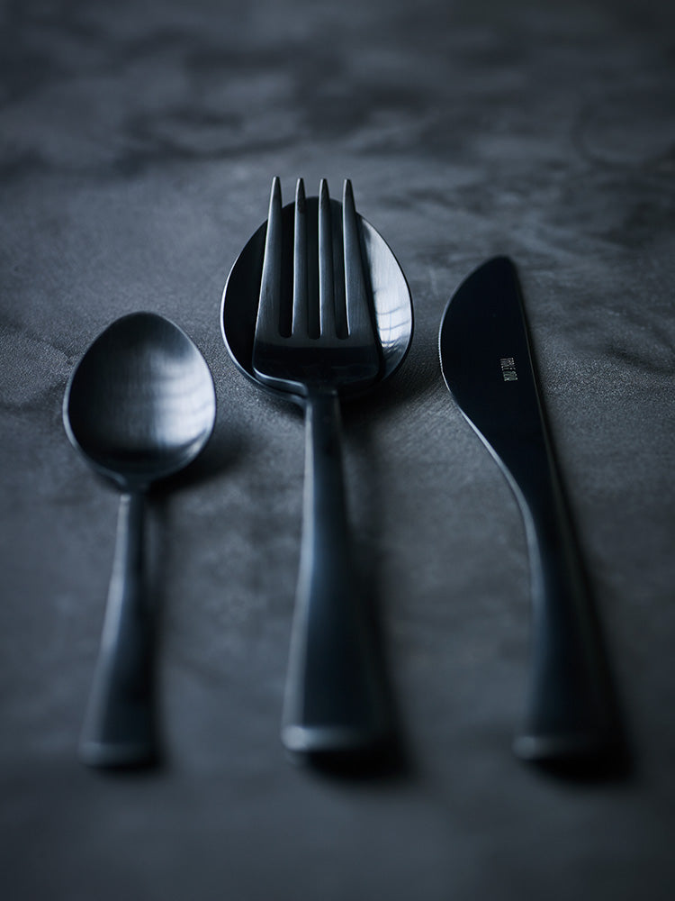Table Noir - Couverts 108 - NOIR