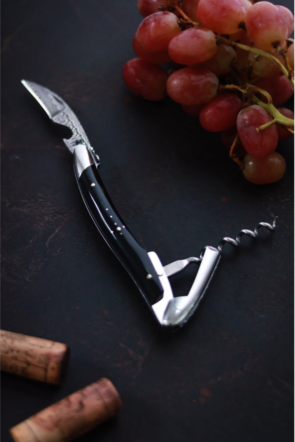 Tire-bouchon Forge De Laguiole Sommelier avec finition Corne Foncée et Polie.
