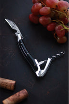 Tire-bouchon Forge De Laguiole Sommelier avec finition Corne Foncée et Polie.