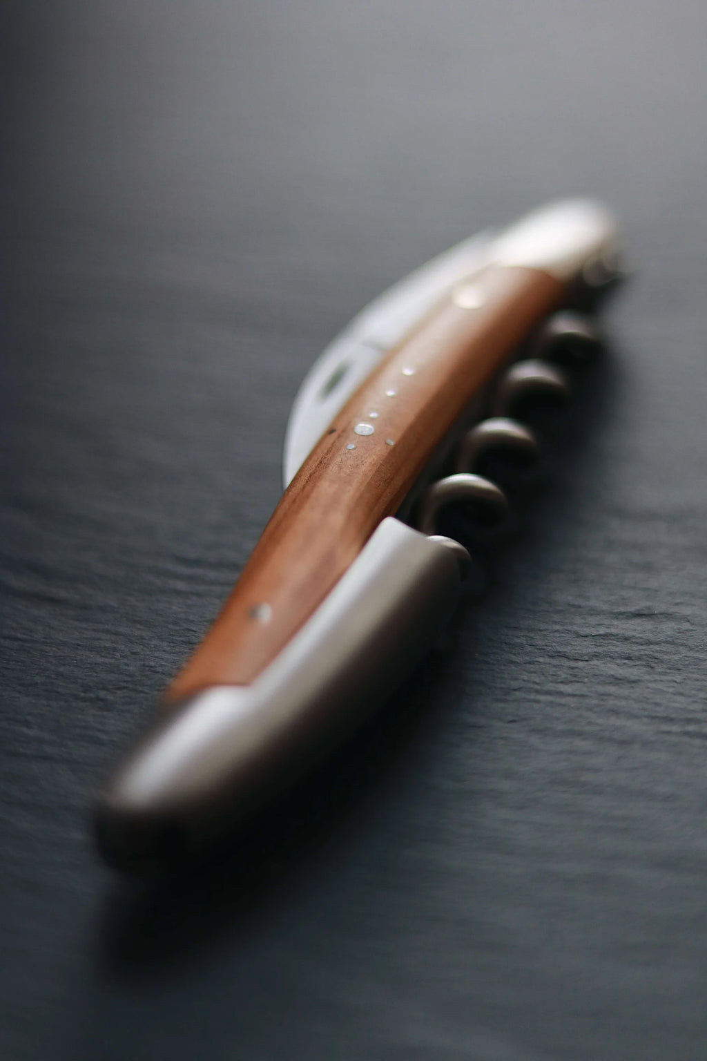 Coffret cadeau - Bois d'olivier - Ouvre-bouteille et couteau pliant de sommelier - Forge De Laguiole