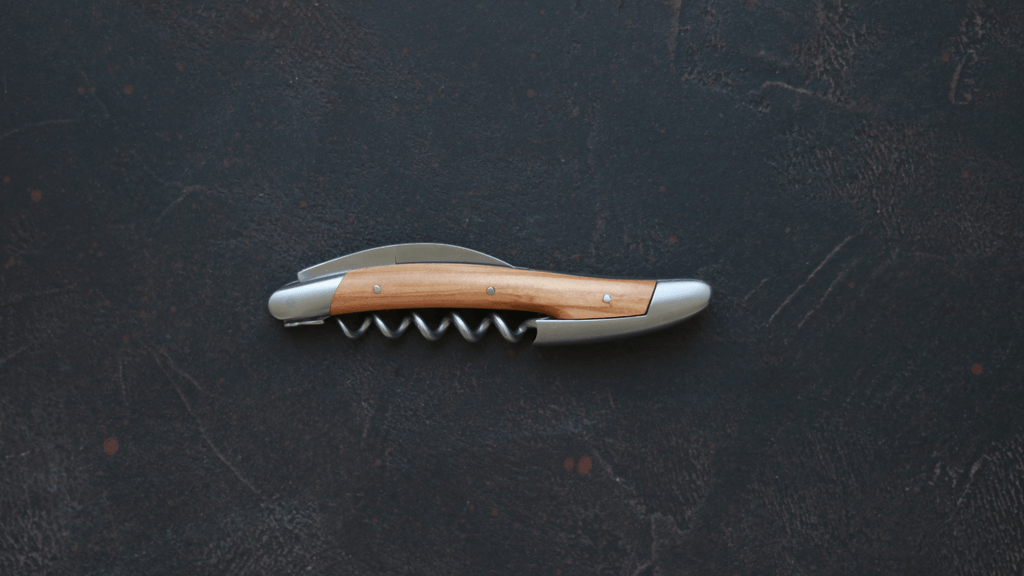 Tire-bouchon Sommelier Forge De Laguiole en bois d'olivier et finition satinée